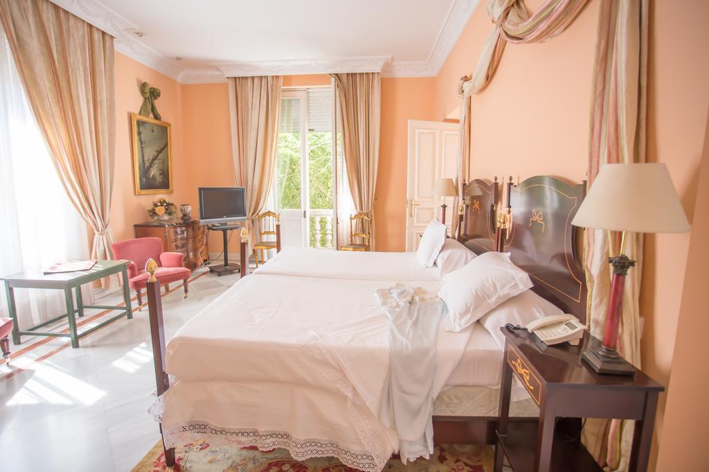 Villa De La Palmera Севиля Екстериор снимка