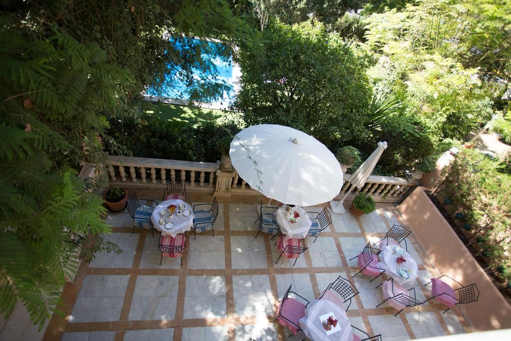 Villa De La Palmera Севиля Екстериор снимка